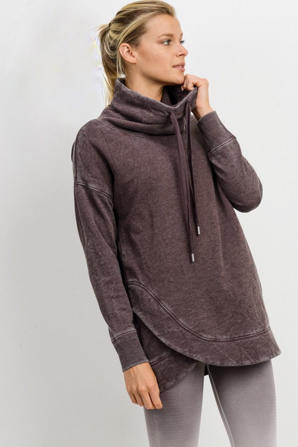 Lucy Burnout Pullover