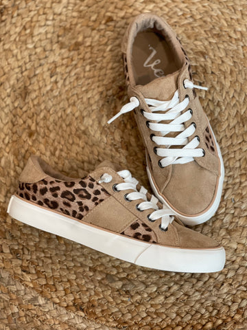 The softest Leopard sneakers