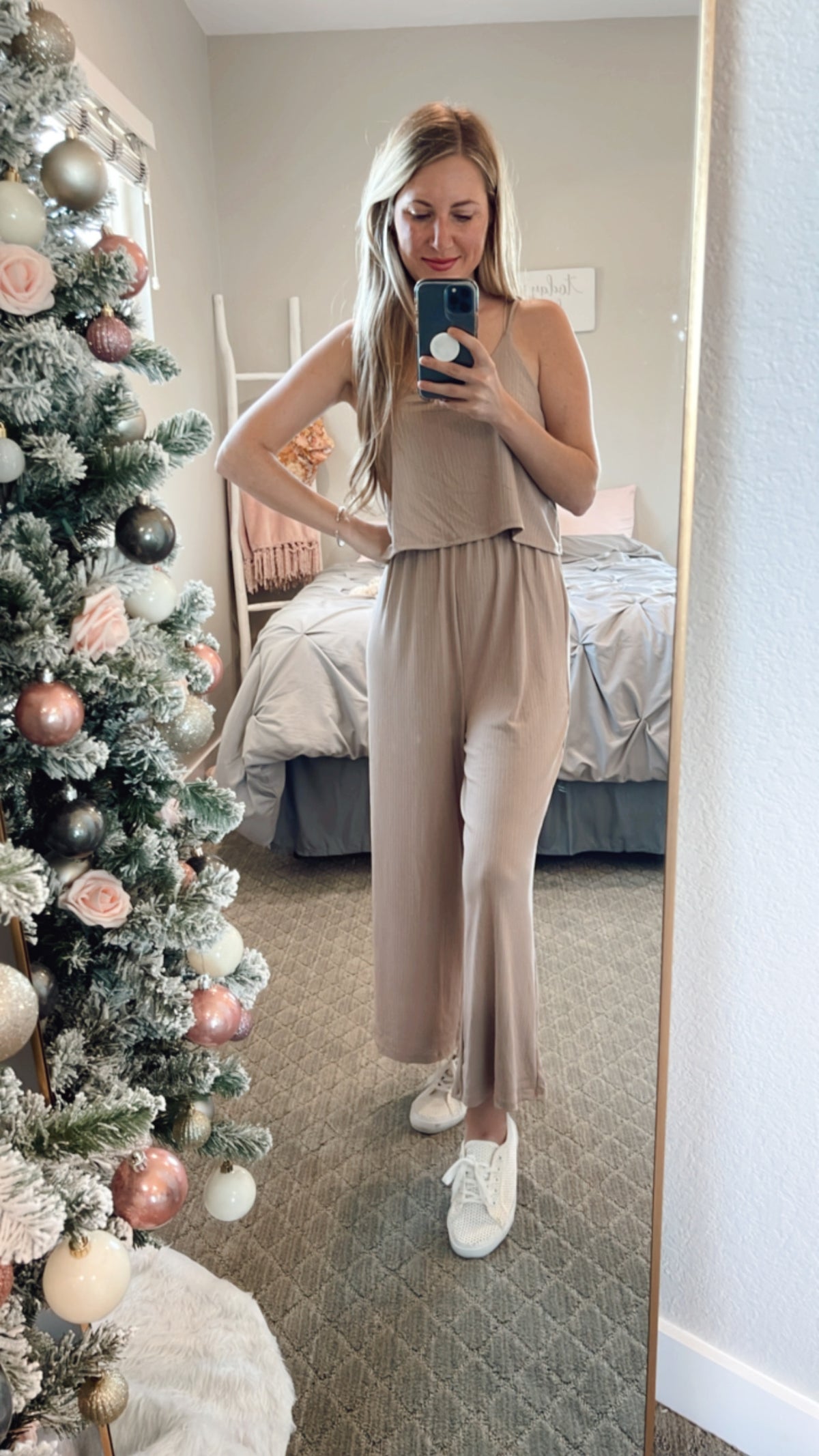 Ribbed Flowy Jumpsuit Tan